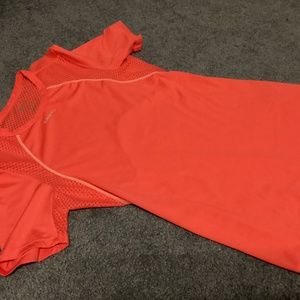 Ladies Quality T-shirt Size M